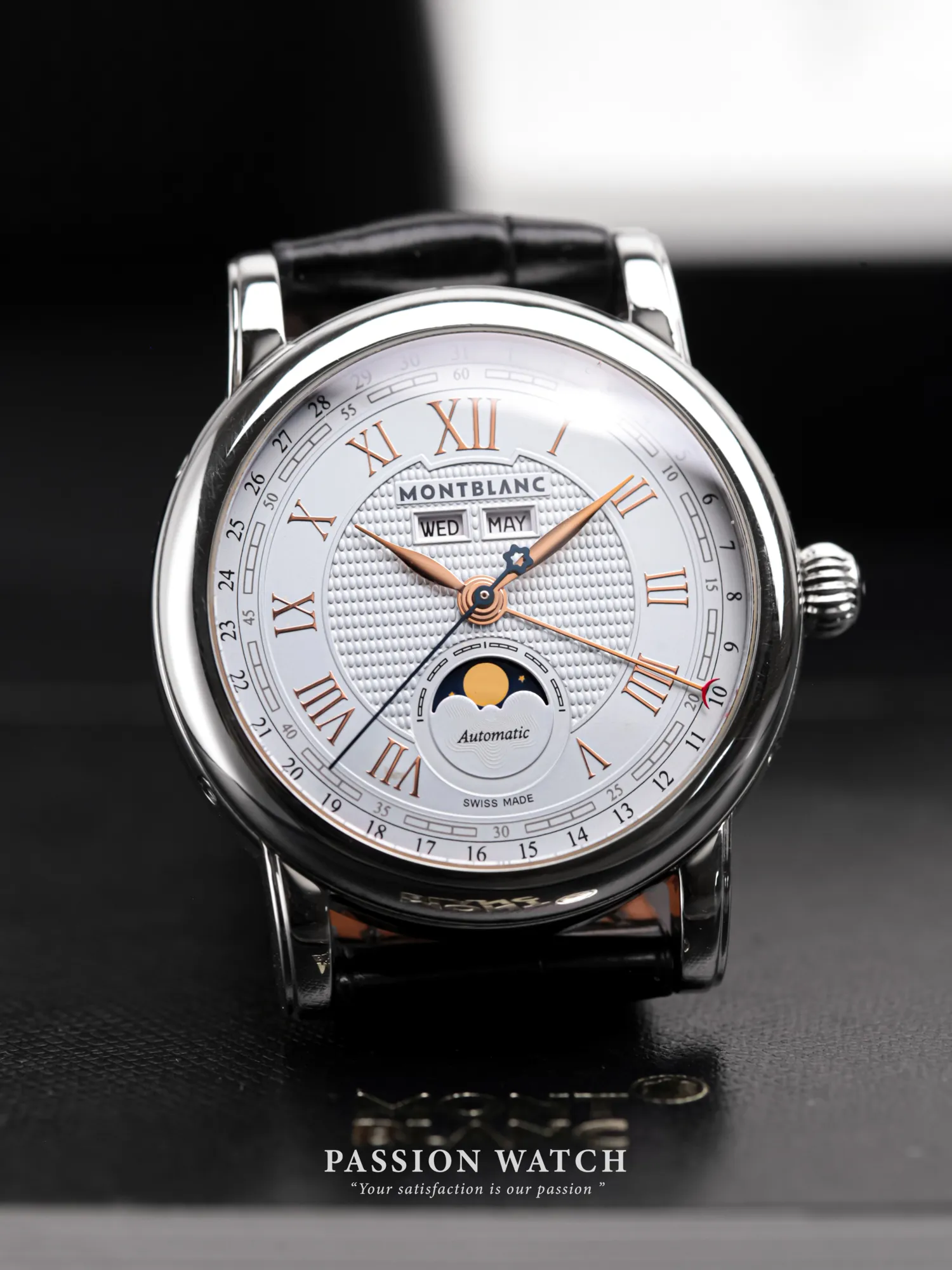 Đồng Hồ Montblanc Star Quantieme Complet “Carpe Diem” 113691 23 dong ho montblanc star quantieme complet carpe diem 113691 1