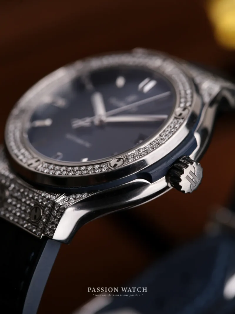 Đồng Hồ Hublot Classic Fusion Blue 38MM 565.NX.7170.LR Custom Diamonds 15 hublot classic fusion blue 38mm 565 nx 7170 lr custom diamonds 6