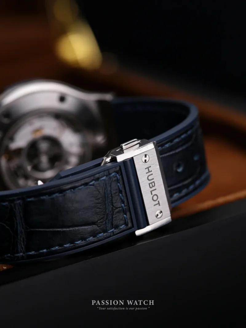 Đồng Hồ Hublot Classic Fusion Blue 38MM 565.NX.7170.LR Custom Diamonds 17 hublot classic fusion blue 38mm 565 nx 7170 lr custom diamonds 7