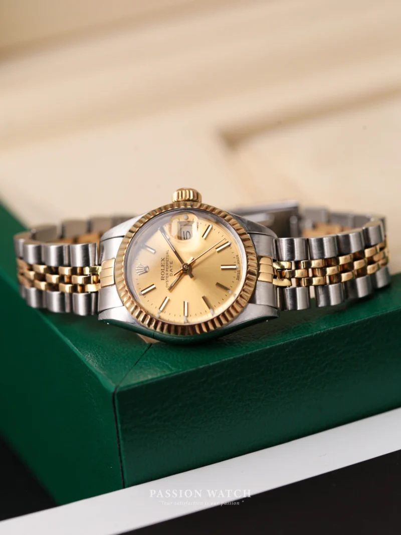 Đồng Hồ Rolex Lady-Datejust 26 6917 Mặt Số Vàng Champagne 8 Đồng Hồ Rolex nữ 4 Số Rolex Lady-Datejust 26 6917 Mặt Số Vàng Champagne