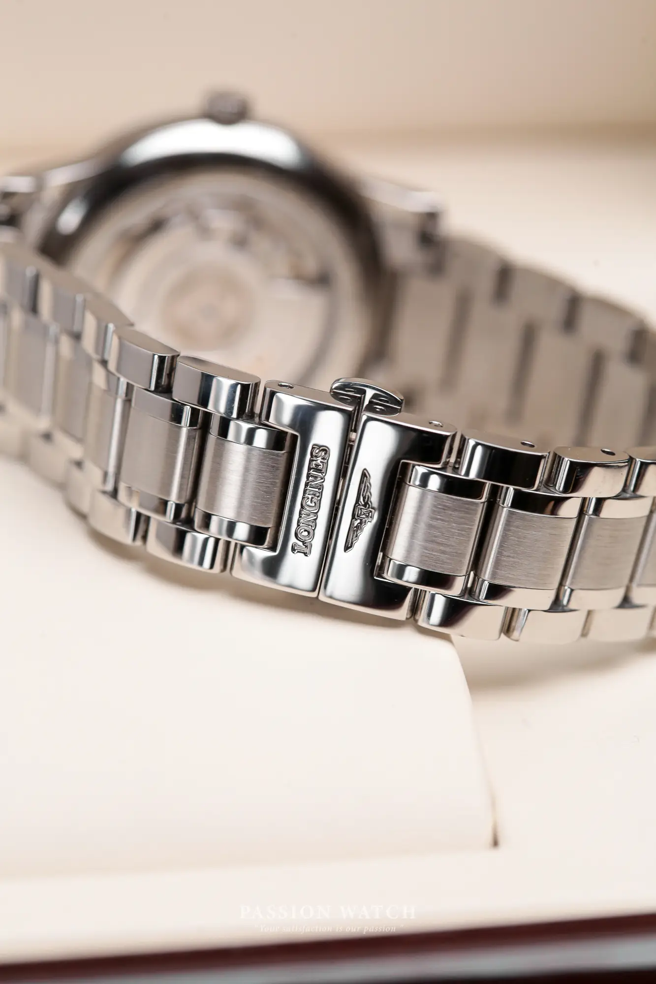 Đồng Hồ Longines Master Collection L2.708.4.51.6 10 dong ho longines master collection l2 708 4 51 6 10
