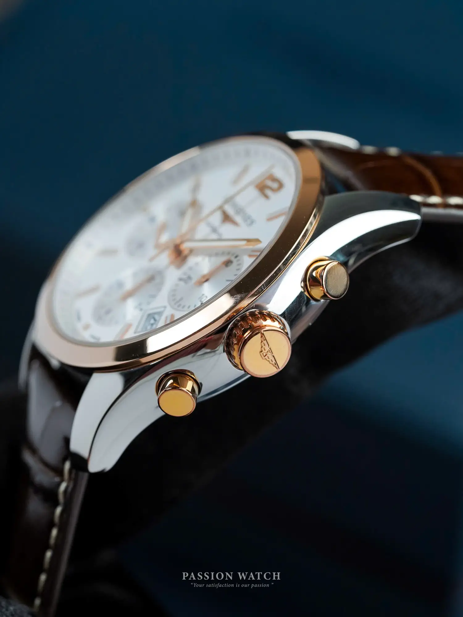 Đồng Hồ Longines Conquest Classic Chronograph L2.786.5.76.3 7 dong ho longines conquest classic chronograph l2 786 5 76 3 7