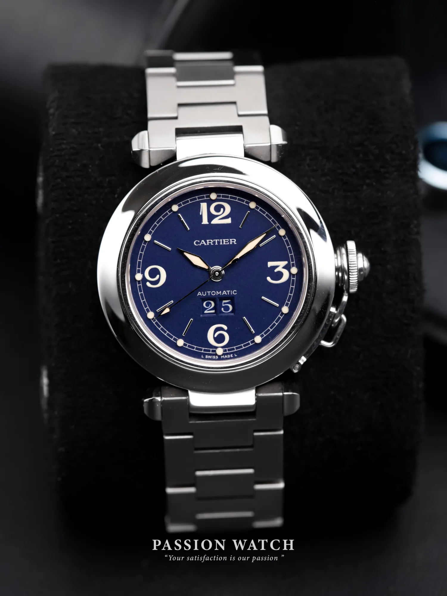 Đồng Hồ Cartier Pasha C Big Date 2475 W31047M7 1 Đồng Hồ Cartier Pasha C Big Date 2475 W31047M7 - Used, Only Watch