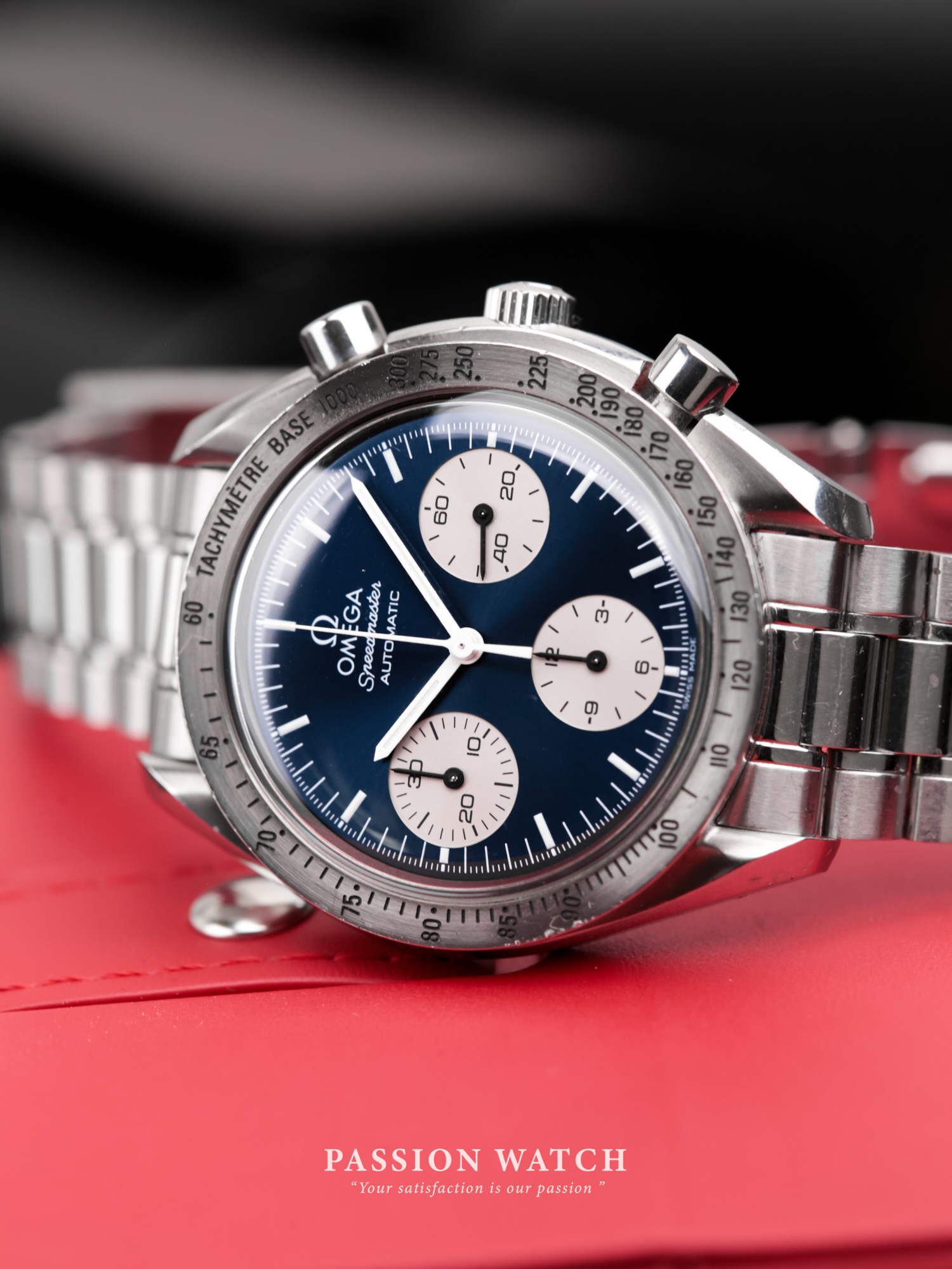 Đồng Hồ Omega Speedmaster Reduced JDM 3510.82.00 4 dong ho omega speedmaster reduced jdm 3510 82 00 6