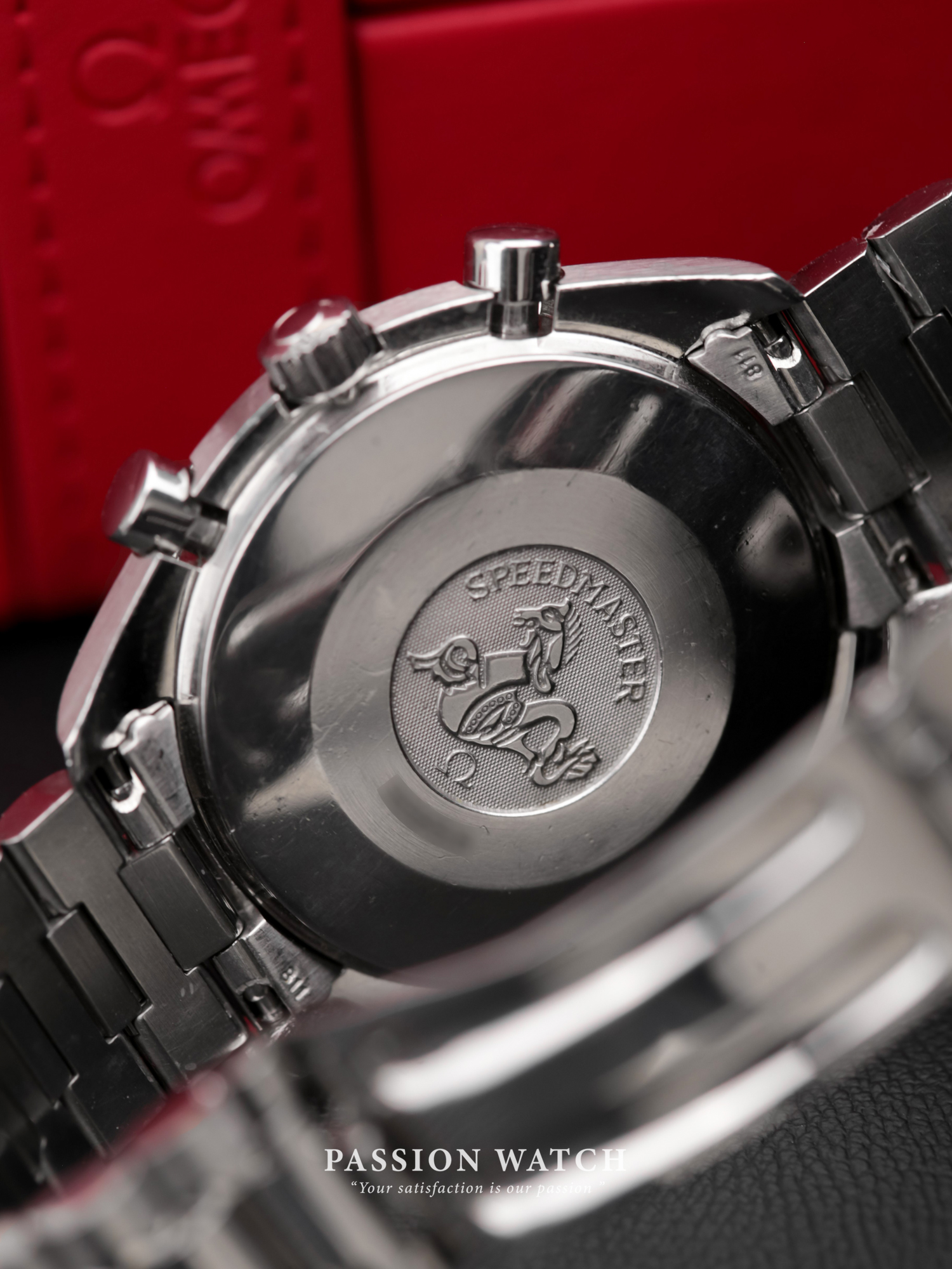 Đồng Hồ Omega Speedmaster Reduced JDM 3510.82.00 9 dong ho omega speedmaster reduced jdm 3510 82 00 9