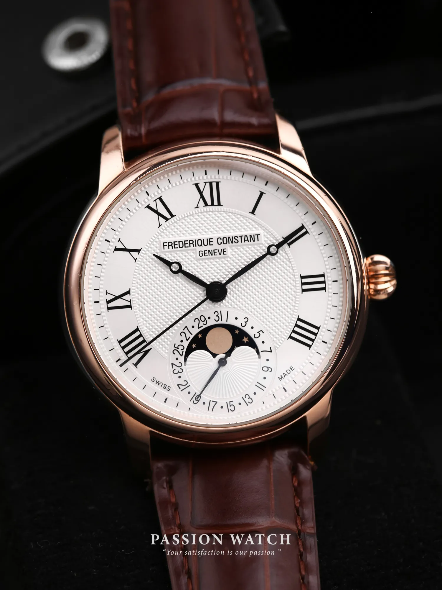 Đồng Hồ Frederique Constant FC-715MC4H4 Classics Moonphase 1 dong ho frederique constant fc 715mc4h4 classics moonphase